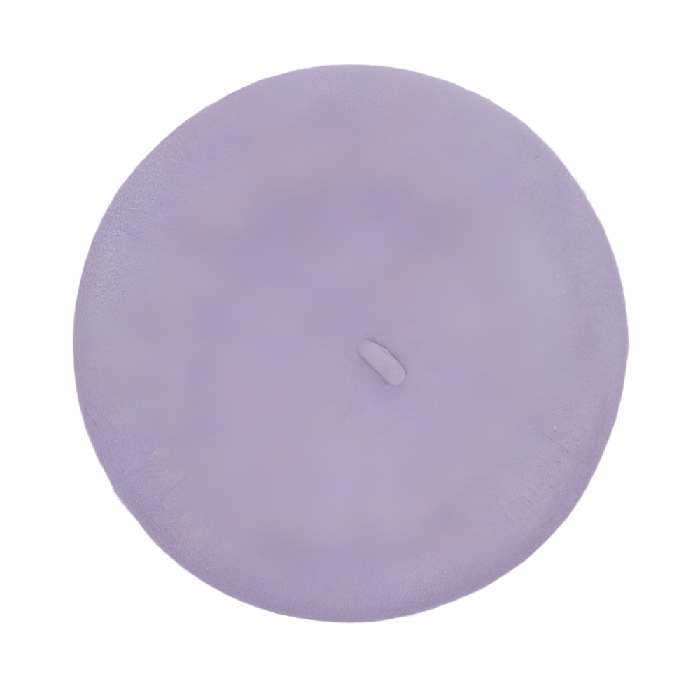 Flora Baret i lys lilla – klassisk facon i blødt materiale