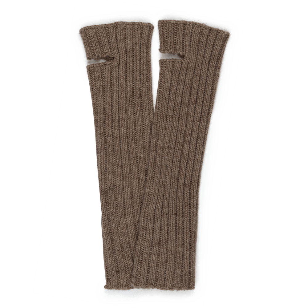 Sandfarvede Gitte Leg Warmers i ribstrik med hul til hæl fra SUI AVA