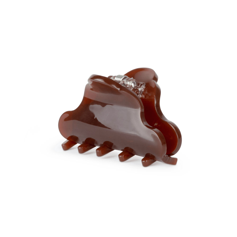 Lene Lunar Mini hårklemme i ensfarvet chokoladebrun med blank overflade.