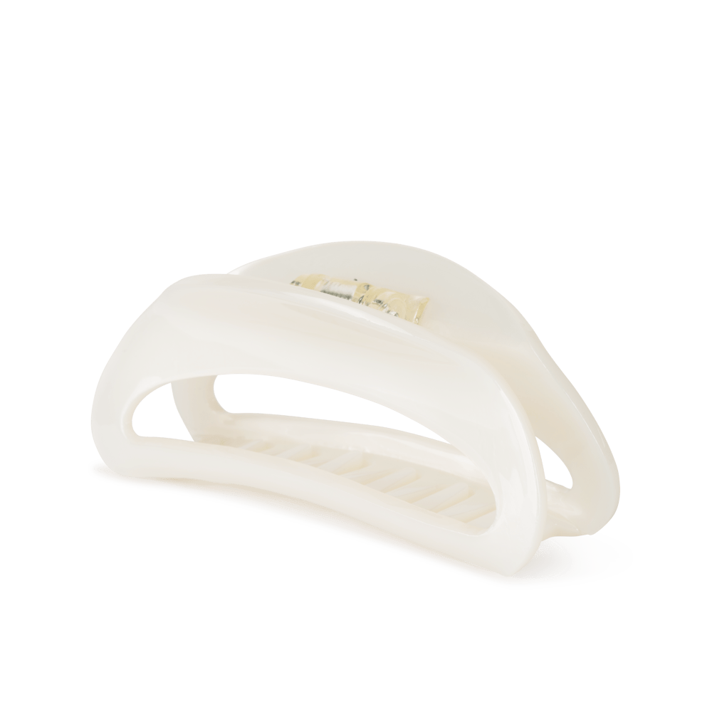 Theresa Bright Big – stor hvid hårklemme med skinnende finish og minimalistisk look