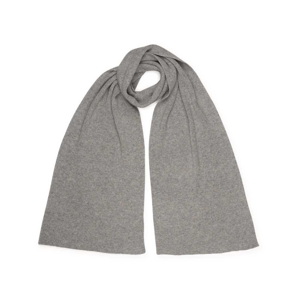 Gråt ribstrikket tørklæde – Frede Soft Scarf