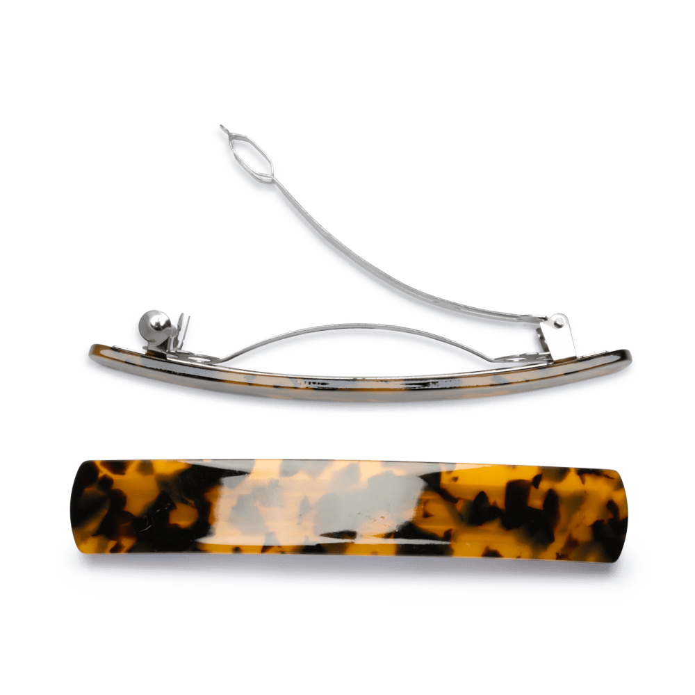 Classic Hair Clip fra SUI AVA – elegant hårklemme i et klassisk design, perfekt til at tilføje et tidløst og sofistikeret touch til dine frisurer.