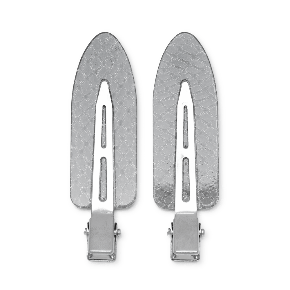 Elizabeth Clips 2 stk. fra SUI AVA – elegante hårklemmer i et klassisk design, perfekte til at tilføje et stilfuldt og sofistikeret touch til dine frisurer.