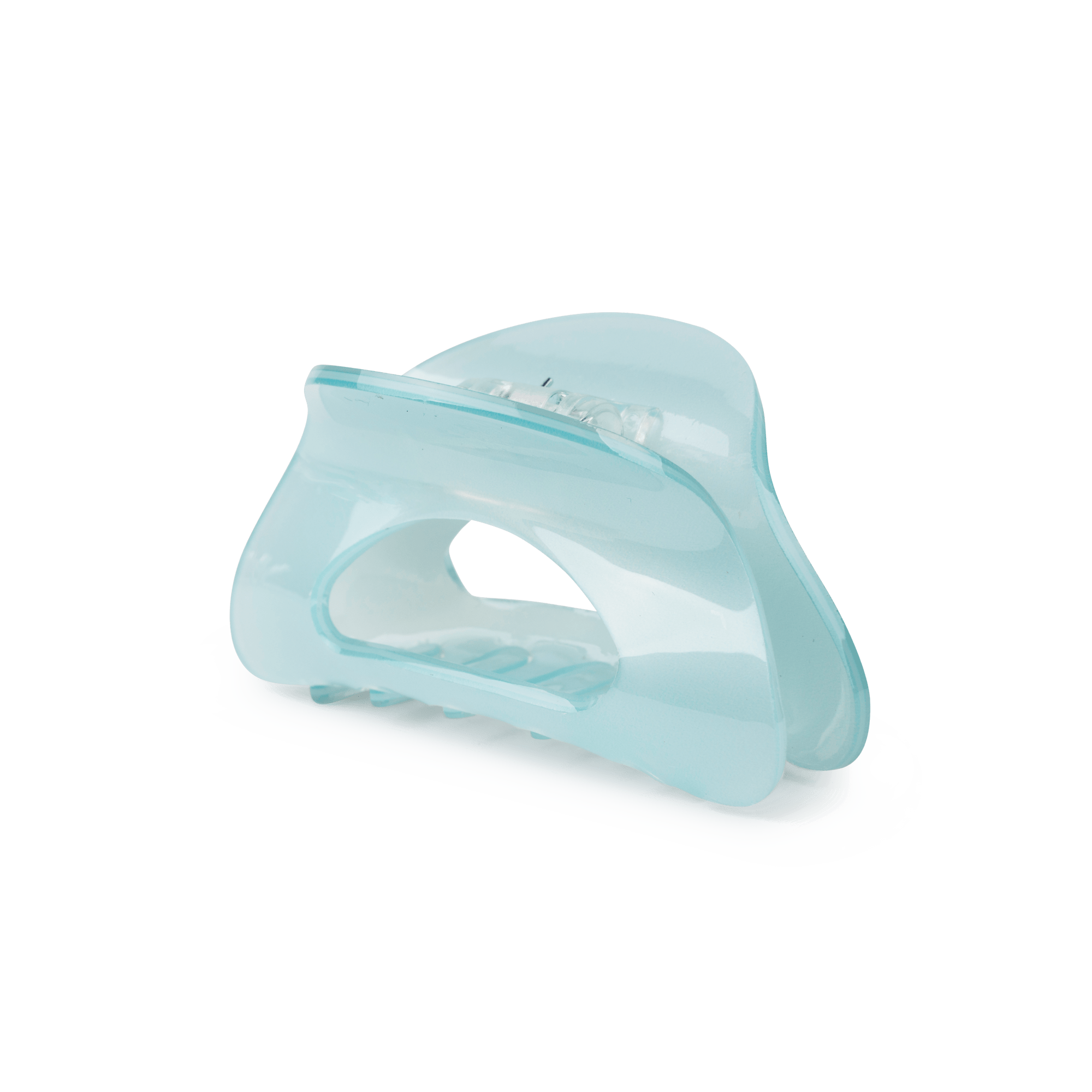 Cloud Frosted Middle fra SUI AVA – mellemstor hårklemme i en elegant lyseblå, mat finish, ideel til at tilføje et friskt og sofistikeret touch til dine frisurer.