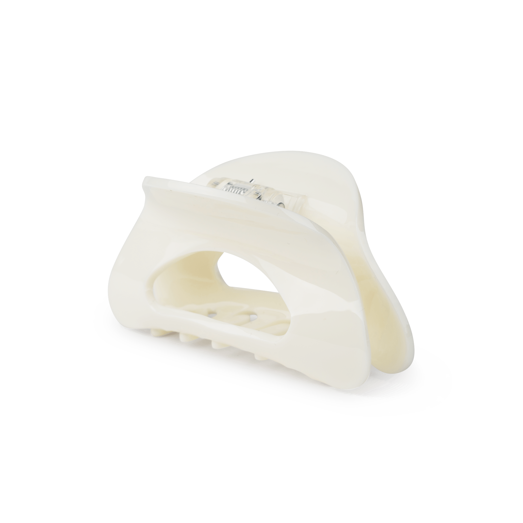 Cloud Classic Middle fra SUI AVA – mellemstor hårklemme i klassisk hvid, ideel til at tilføje et rent og sofistikeret touch til dine frisurer.