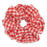 Checkered Grande Scrunchie – stor rød ternet scrunchie fra SUI AVA.
