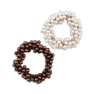 2-pack hårelastikker pyntet med små perler i beige og brun – dekorative og elastiske accessories fra SUI AVA.