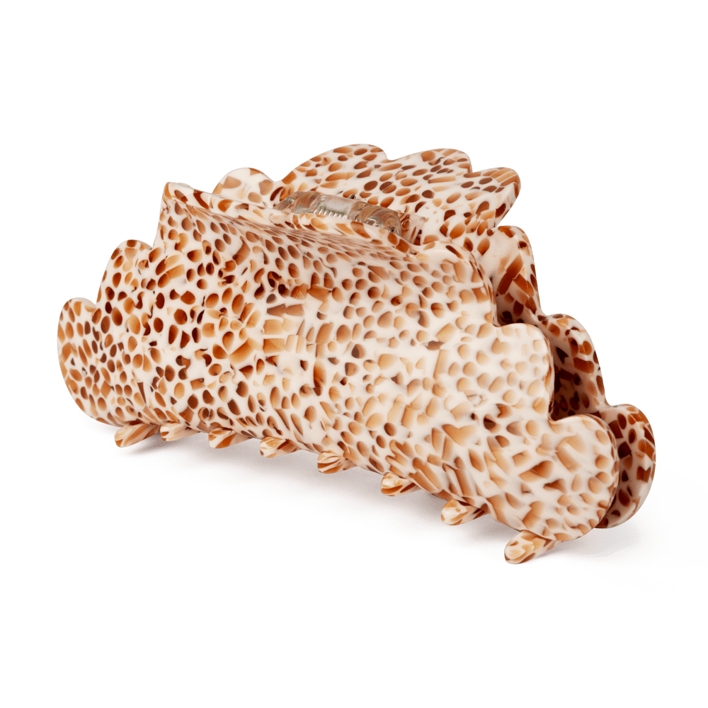 Simone Mind Big – Stor hårklemme i brun med stærkt greb og flot mønster.