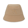 Sporty Bucket Hat – brun bøllehat i åndbart, let materiale med sporty design.