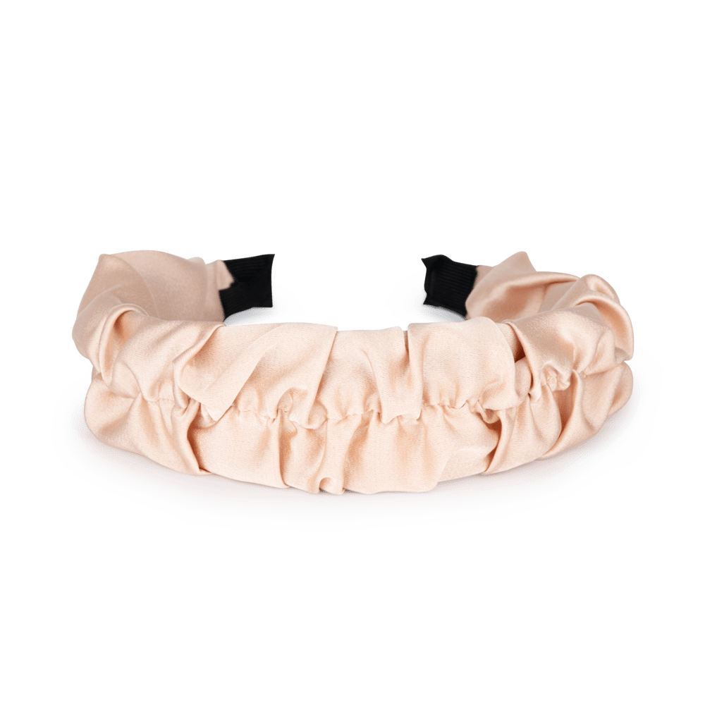 Lyst beige pandebånd med rynket stof – Moon Dust Headband fra SUI AVA