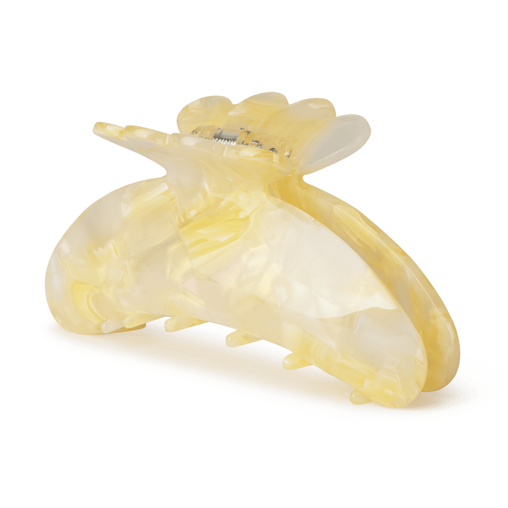 Helle Flopsy Big hårklemme i gul – stor hårklemme med klassisk design, perfekt til langt eller kraftigt hår.