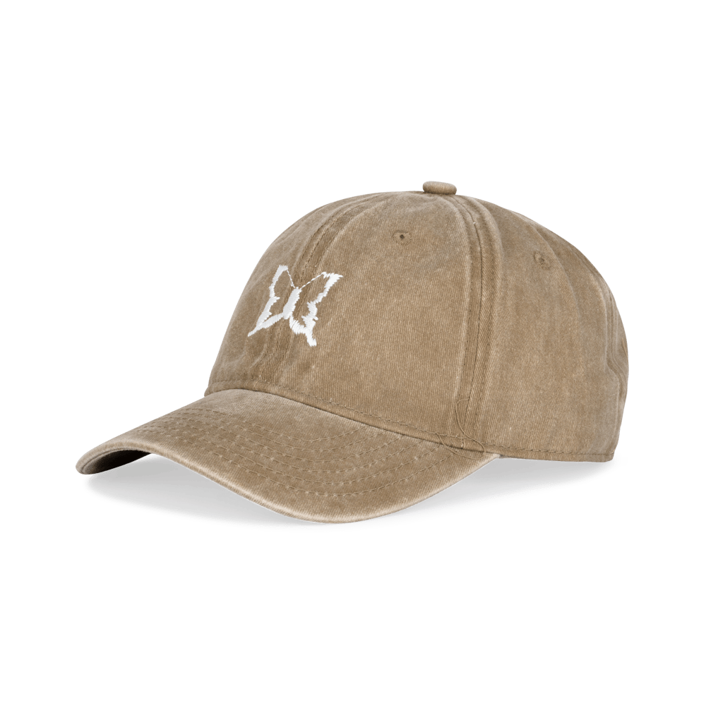 Everyday Cap i washed khaki med hvid sommerfugl broderi – justerbar kasket i blød bomuld med vintage-look.