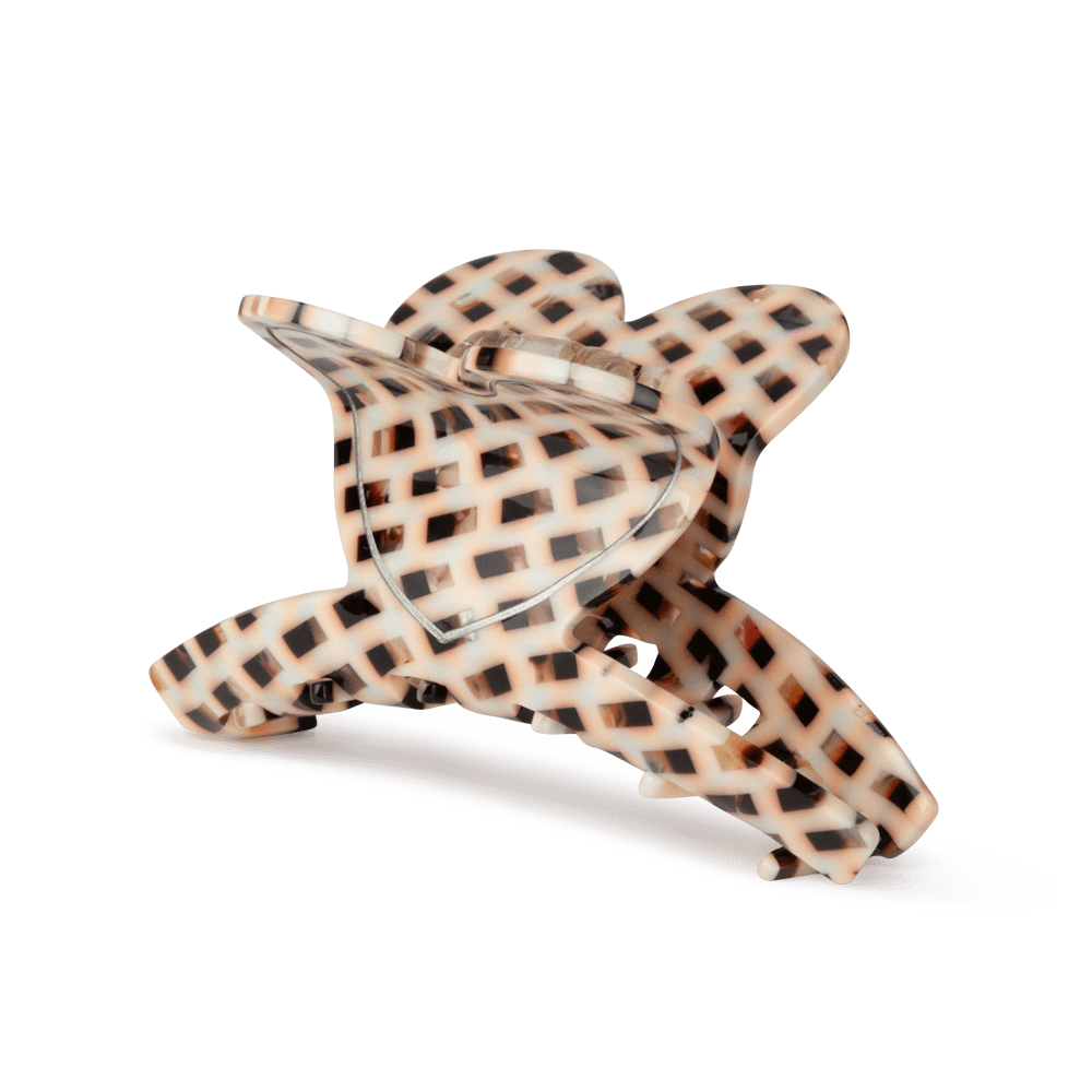 Mellemstor hårklemme med sort, brun og beige ternemønster og blødt buet form