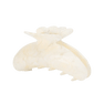 Helle Arty Big hårklemme i cream – stor hårklemme med klassisk design og stærkt greb, perfekt til langt eller kraftigt hår.