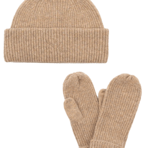 Signe Set Sheepskin med beige strikhue og matchende luffer fra SUI AVA